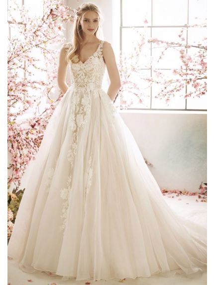 Floral Lace Princess Wedding Dress